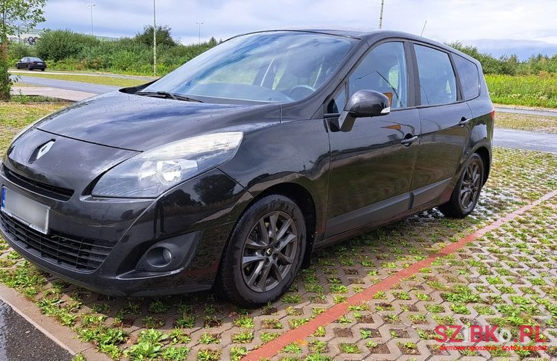 2009' Renault Grand Scenic photo #2