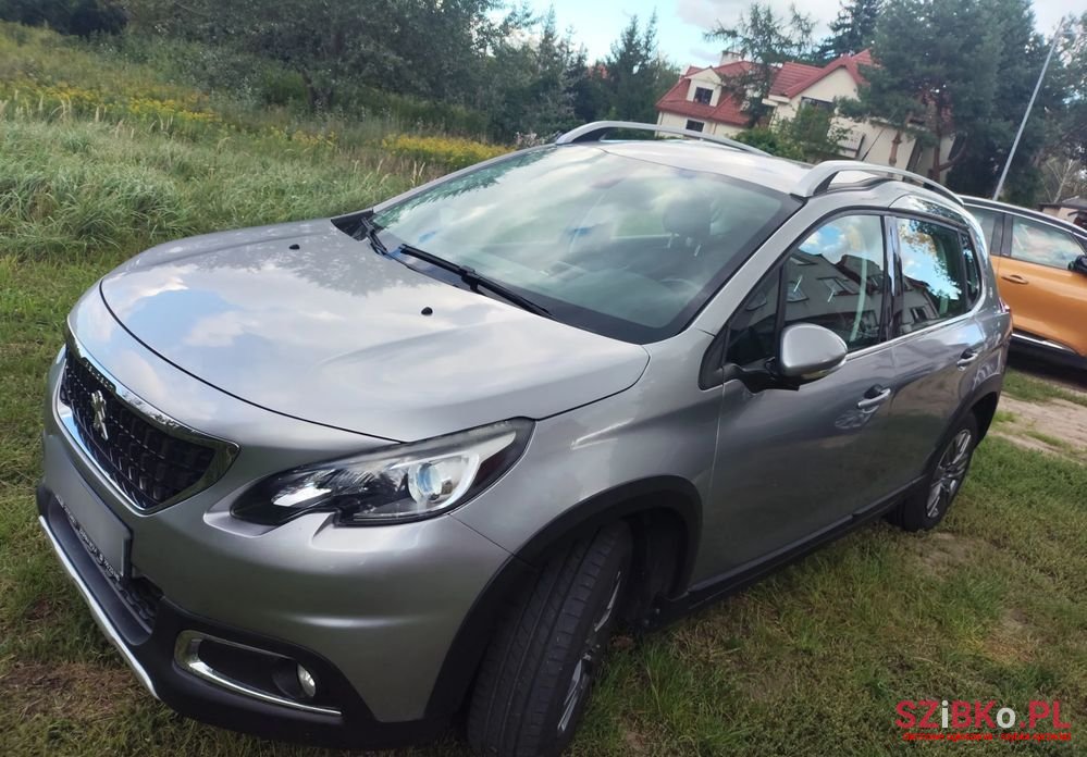 2018' Peugeot 2008 1.5 Bluehdi Allure S&S photo #2