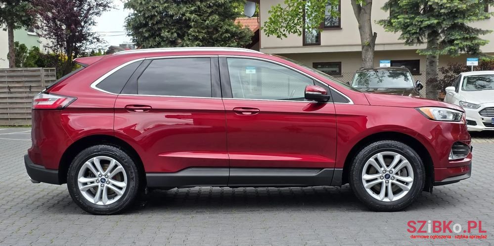 2019' Ford Edge photo #4