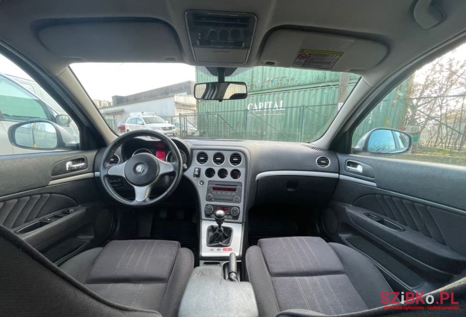 2007' Alfa Romeo 159 photo #4