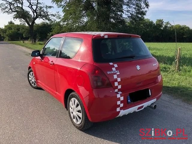 2006' Suzuki Swift photo #4