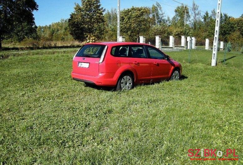 2009' Ford Focus photo #2