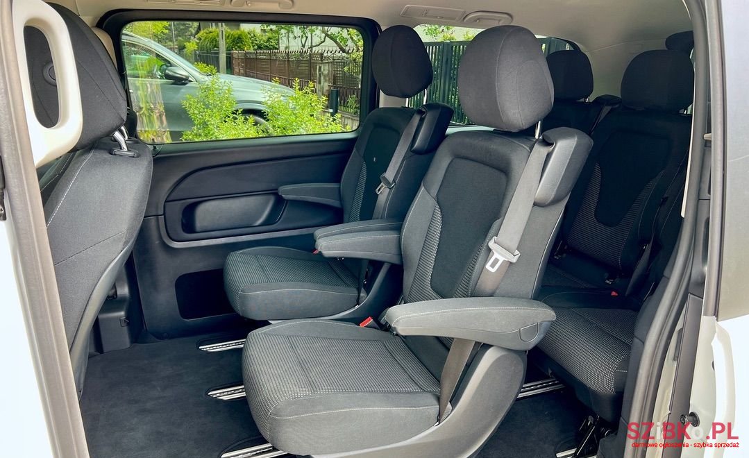 2021' Mercedes-Benz Klasa V photo #6