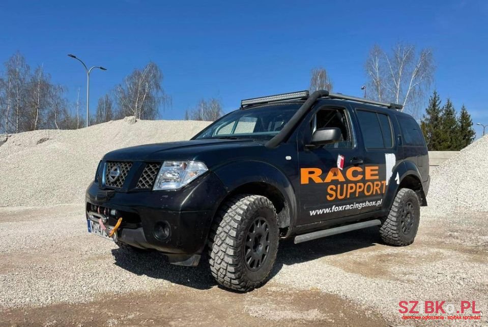 2005' Nissan Pathfinder photo #1