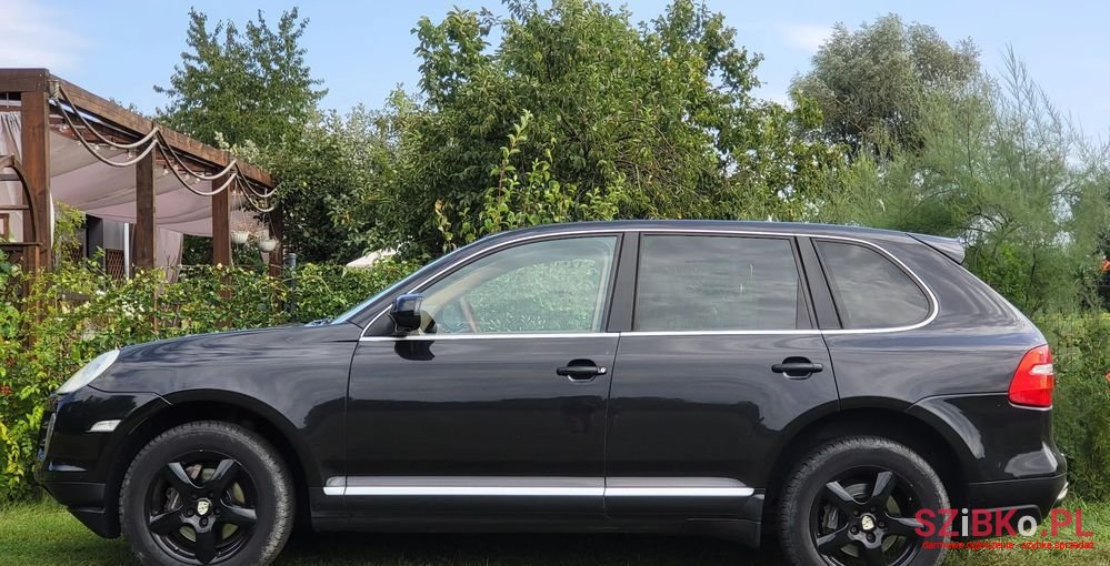 2007' Porsche Cayenne photo #1