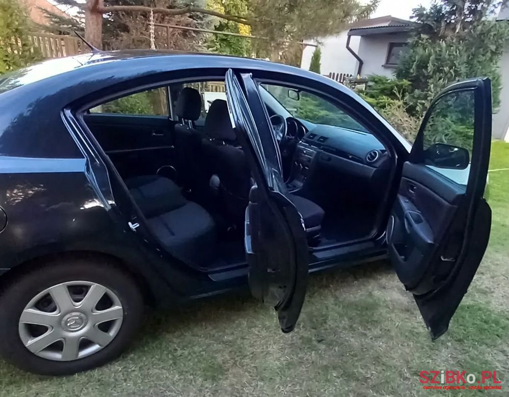 2007' Mazda 3 photo #6