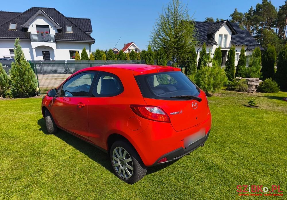2008' Mazda 2 1.3 Exclusive photo #5