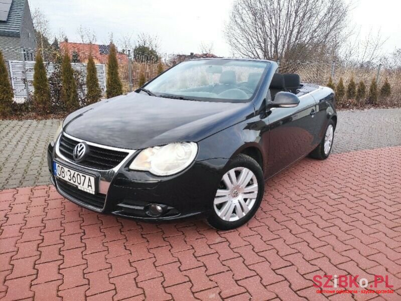 2006' Volkswagen Eos photo #2