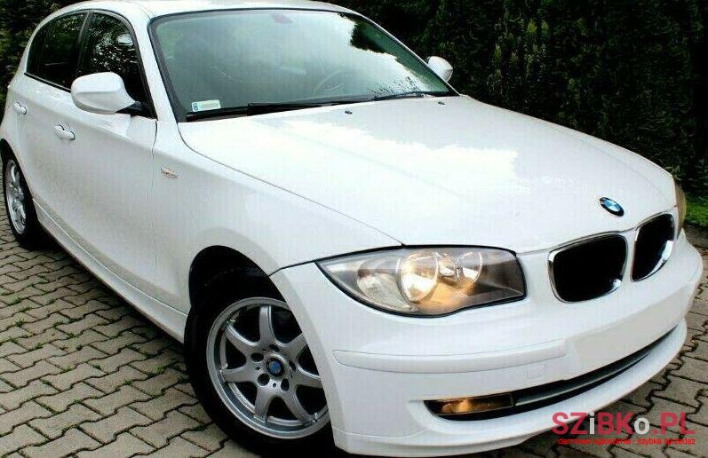 2011' BMW Seria 1 photo #1