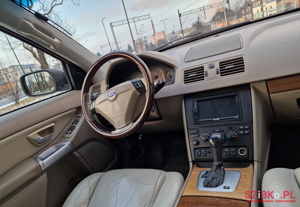 2004' Volvo Xc 90 photo #3