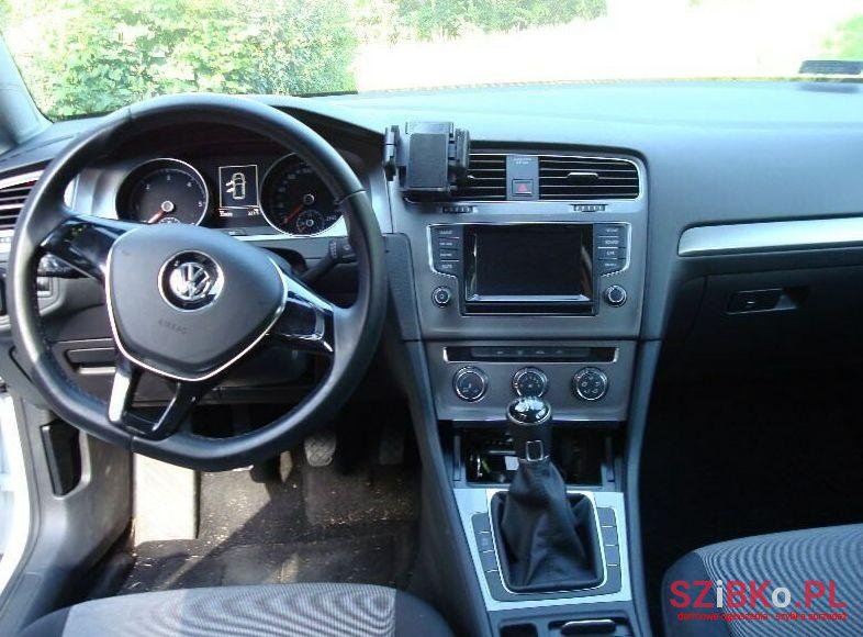 2013' Volkswagen Golf photo #4