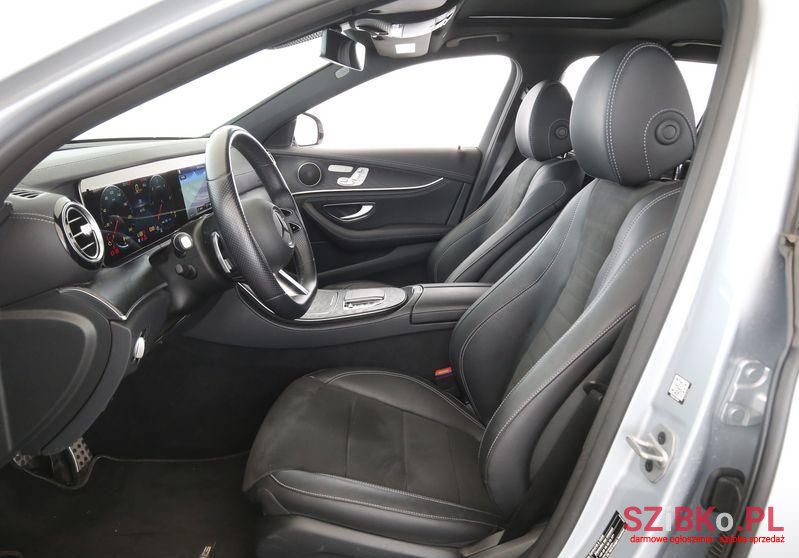 2022' Mercedes-Benz E-Class photo #5