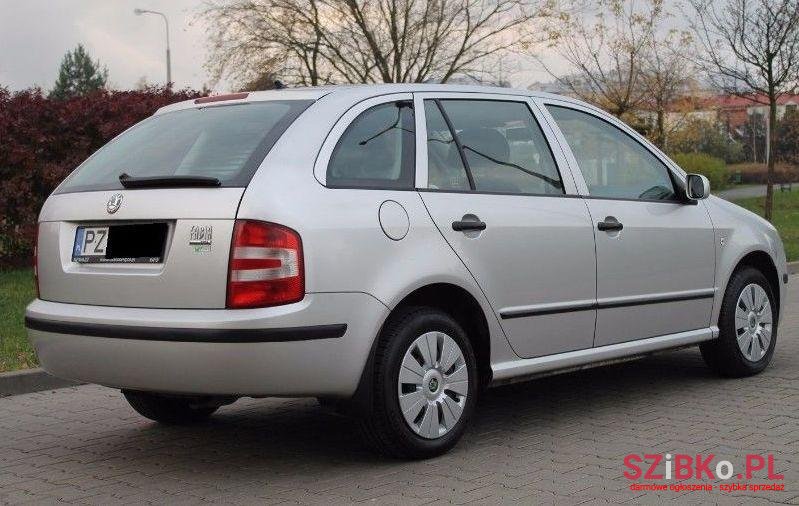 2007' Skoda Fabia photo #1
