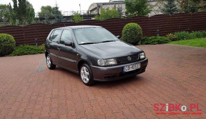 1998' Volkswagen Polo photo #1