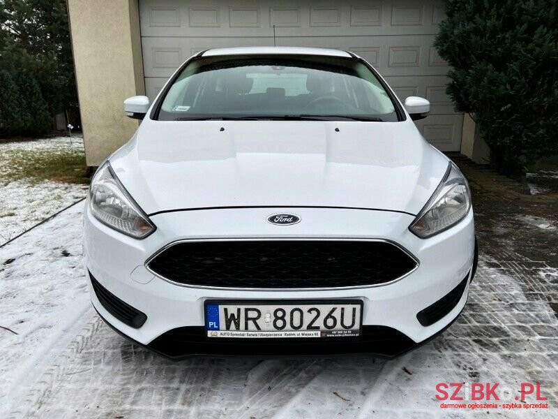 2016' Ford Focus photo #3