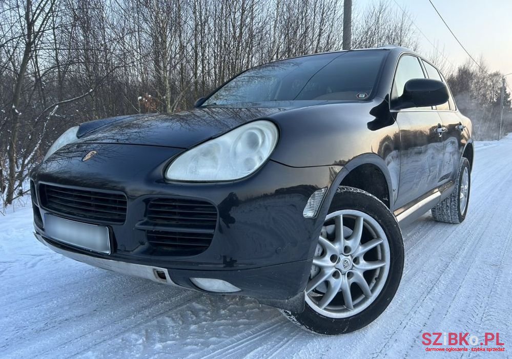2003' Porsche Cayenne photo #1