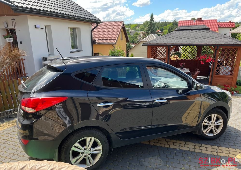 2011' Hyundai ix35 photo #4