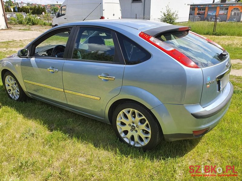 2005' Ford Focus 1.6 Tdci Fx Gold photo #2