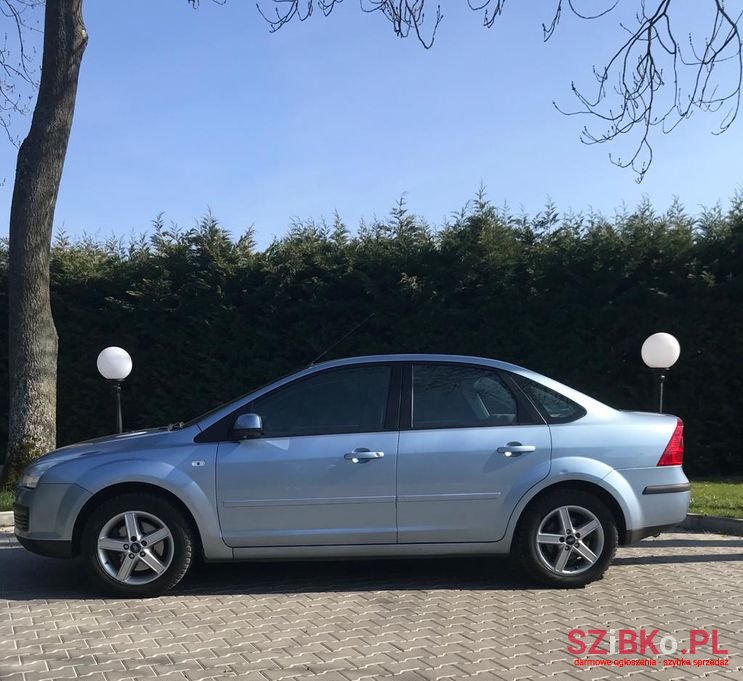 2007' Ford Focus photo #3