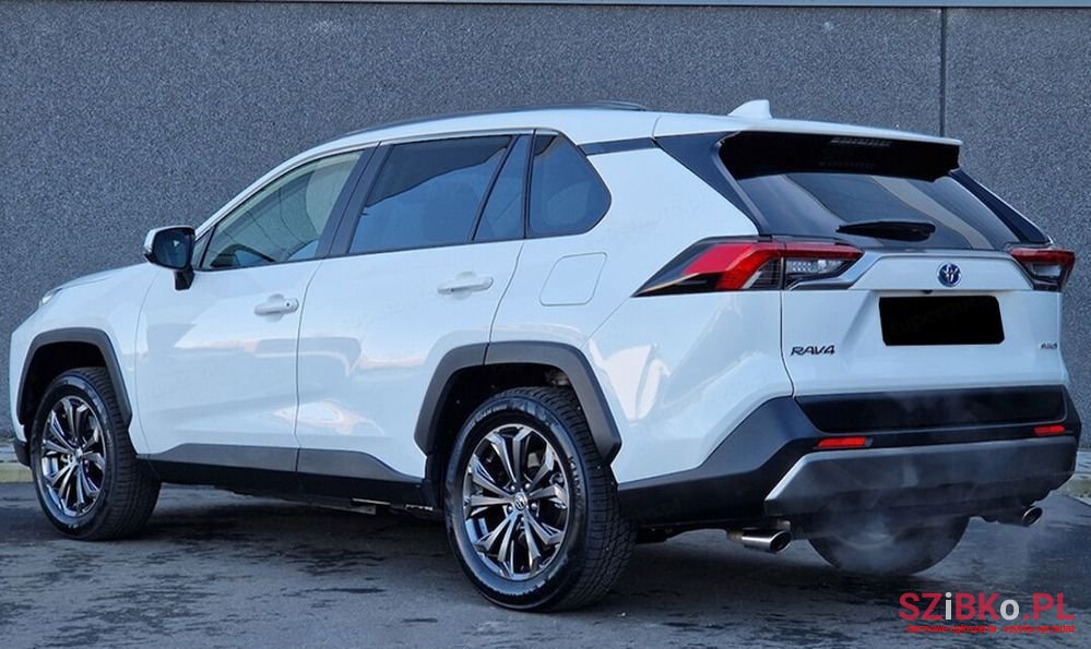 2023' Toyota RAV4 photo #3