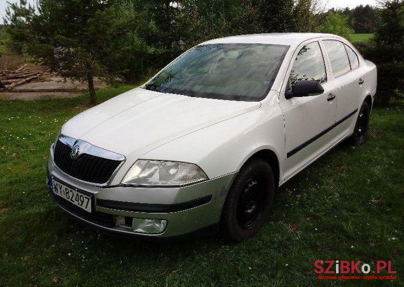 2007' Skoda Octavia photo #2