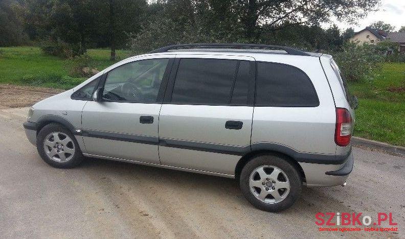2000' Opel Zafira photo #4