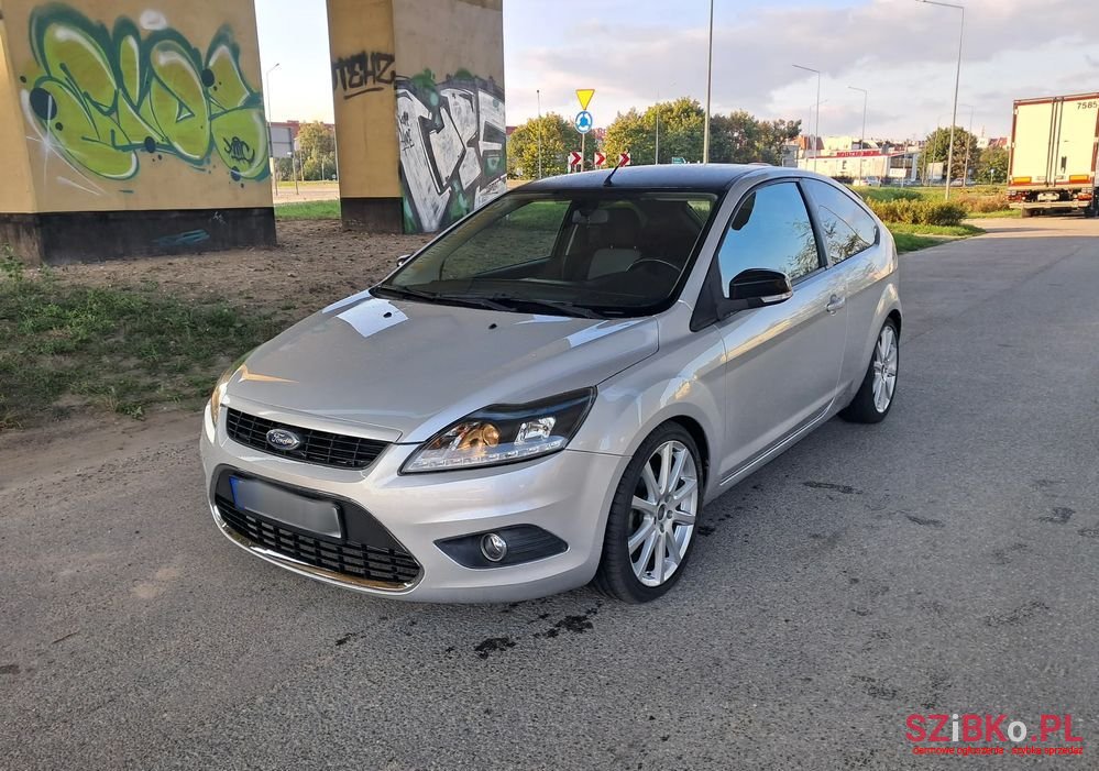 2010' Ford Focus 1.6 16V Sport photo #4