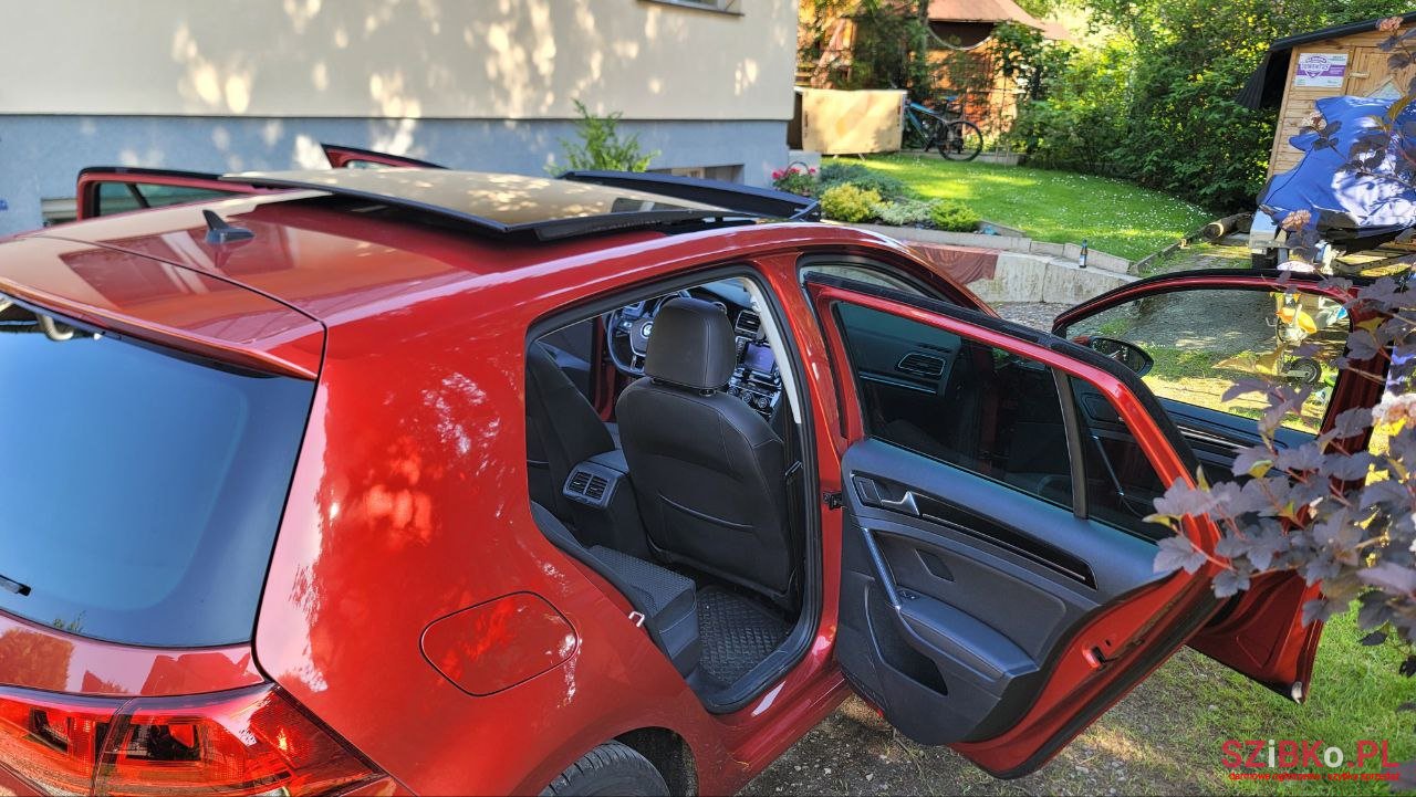 2013' Volkswagen Golf VII 1.4 TSI photo #4