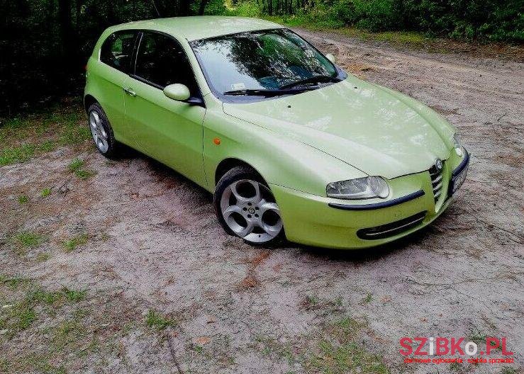 2001' Alfa Romeo photo #1