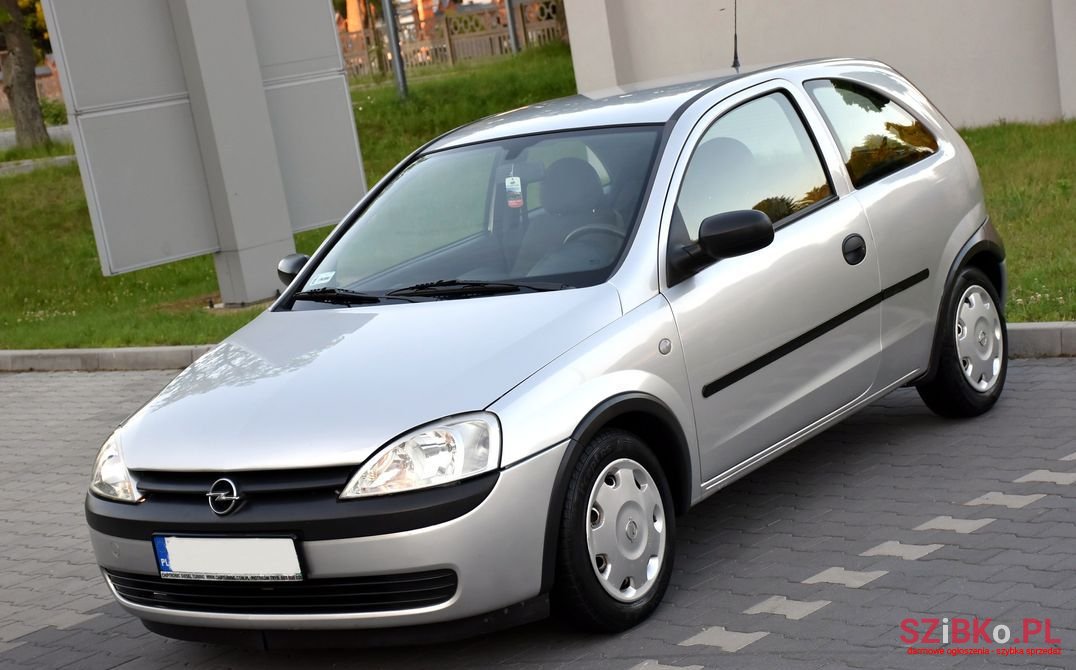 2001' Opel Corsa Comfort photo #2