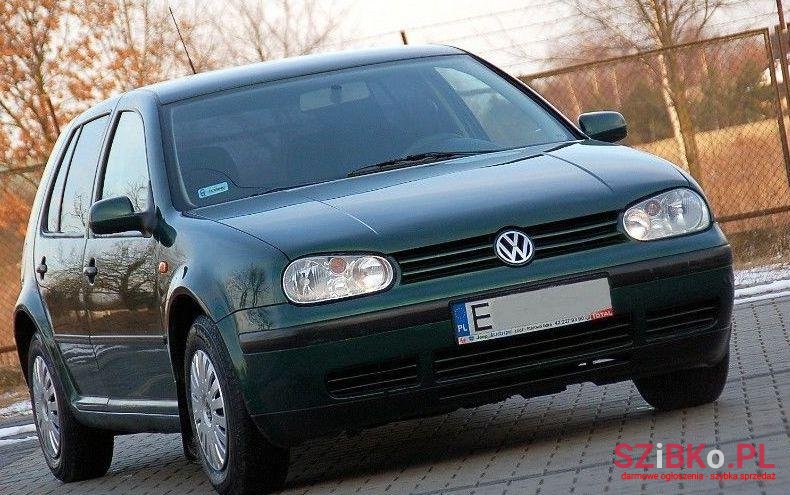 1998' Volkswagen Golf photo #2