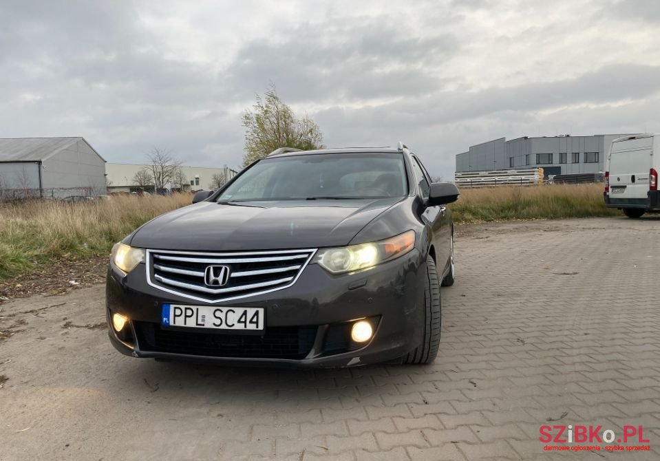 2009' Honda Accord photo #2