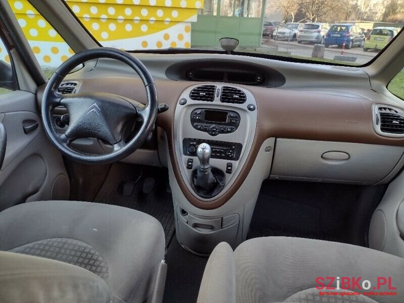 2007' Citroen Xsara Picasso photo #6