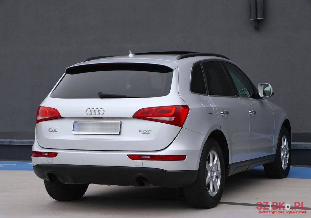 2009' Audi Q5 photo #5
