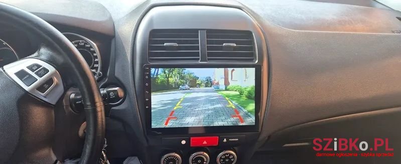 2011' Mitsubishi ASX photo #6