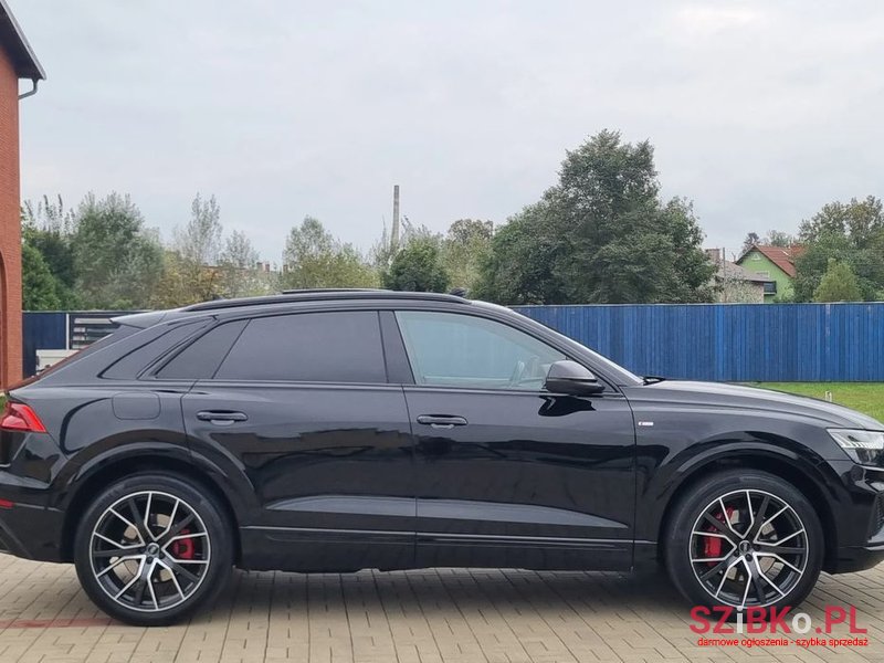 2020' Audi Q8 photo #2