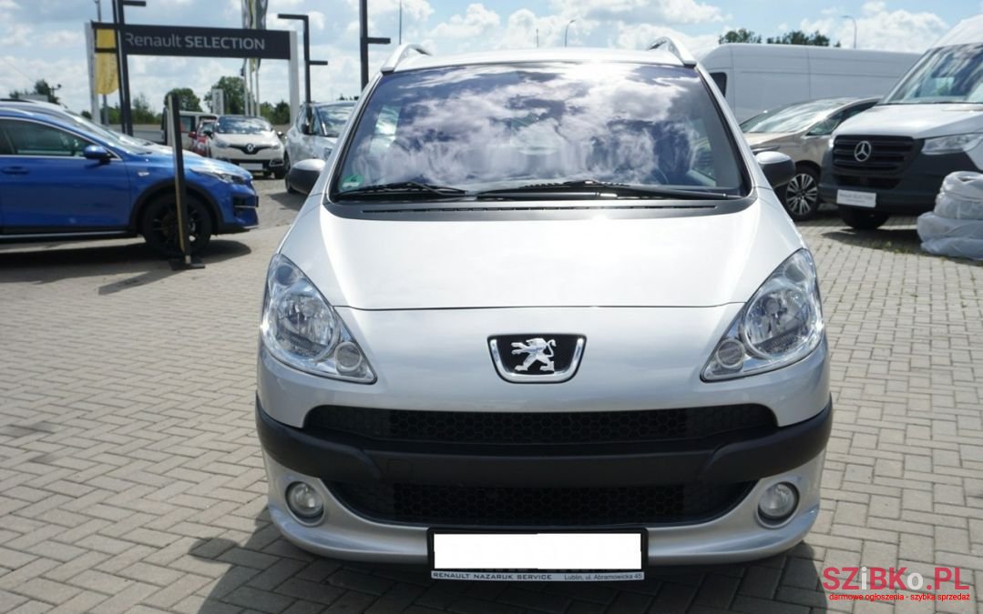 2009' Peugeot 1007 photo #1