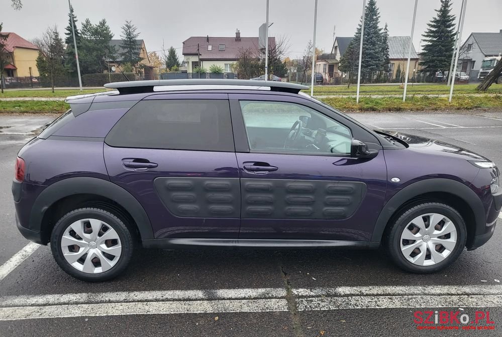 2015' Citroen C4 Cactus photo #3