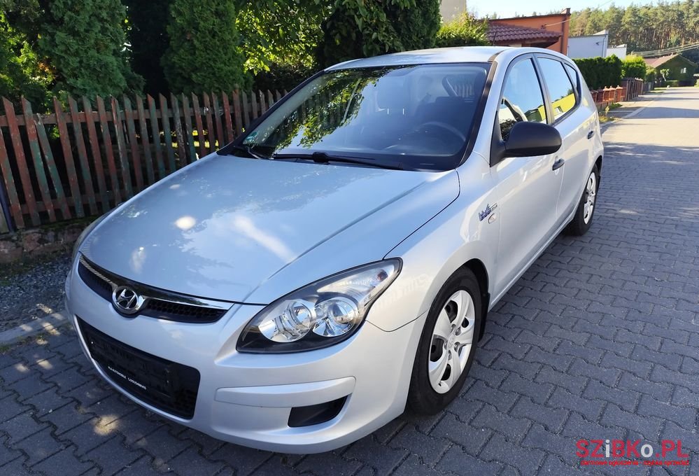 2011' Hyundai i30 1.4 Blue Classic photo #3