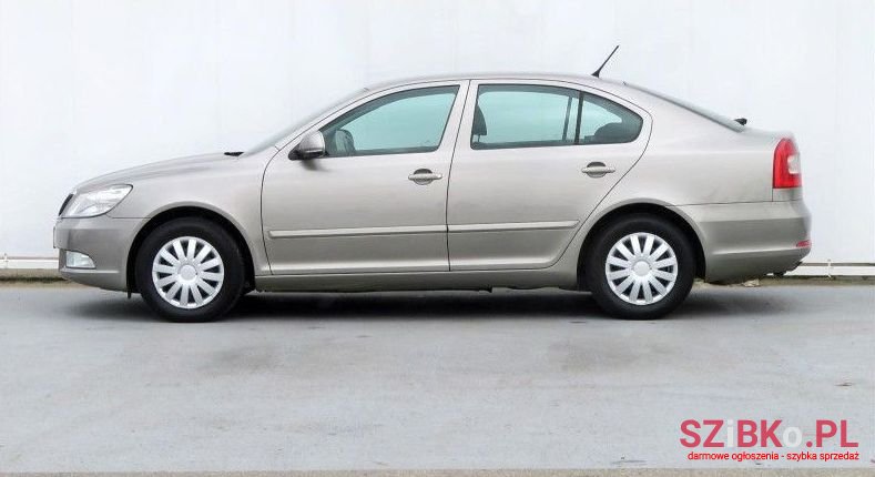 2011' Skoda Octavia photo #2
