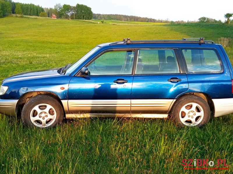 2001' Subaru Forester photo #5