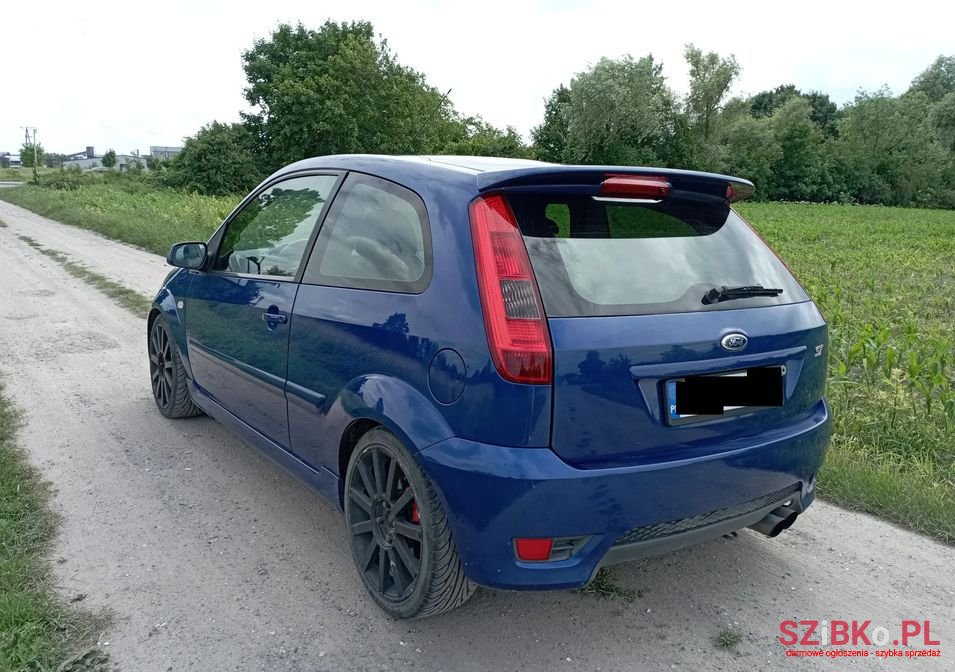 2005' Ford Fiesta photo #3