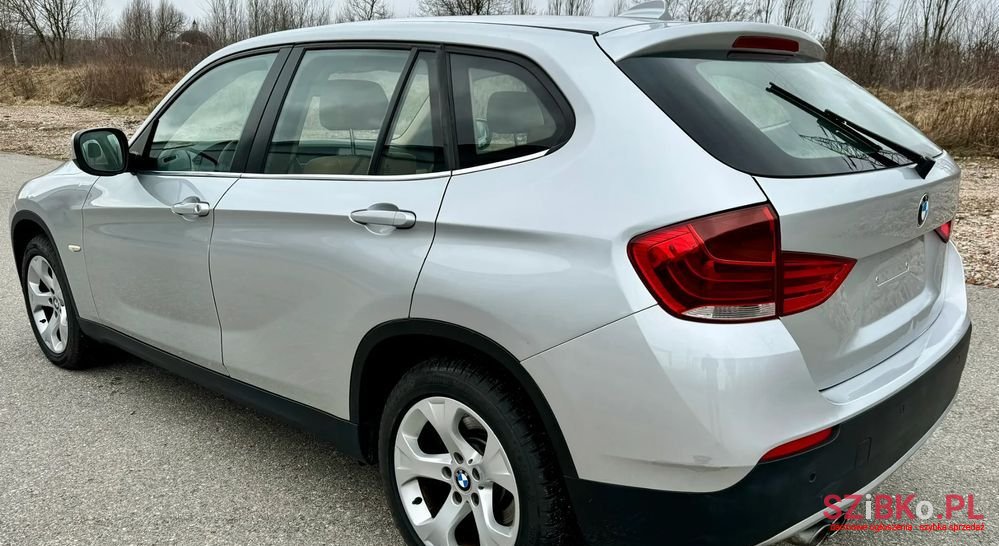 2010' BMW X1 Xdrive28I photo #3
