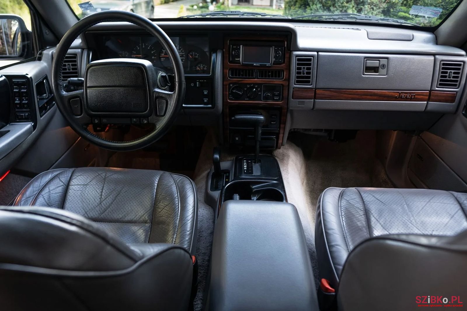 1995' Jeep Grand Cherokee photo #4