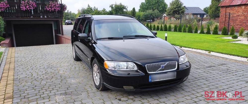 2005' Volvo V70 photo #2