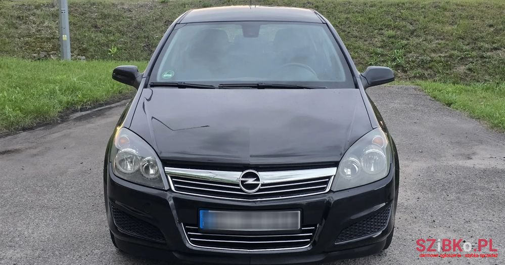 2009' Opel Astra 1.6 Exklusiv photo #3