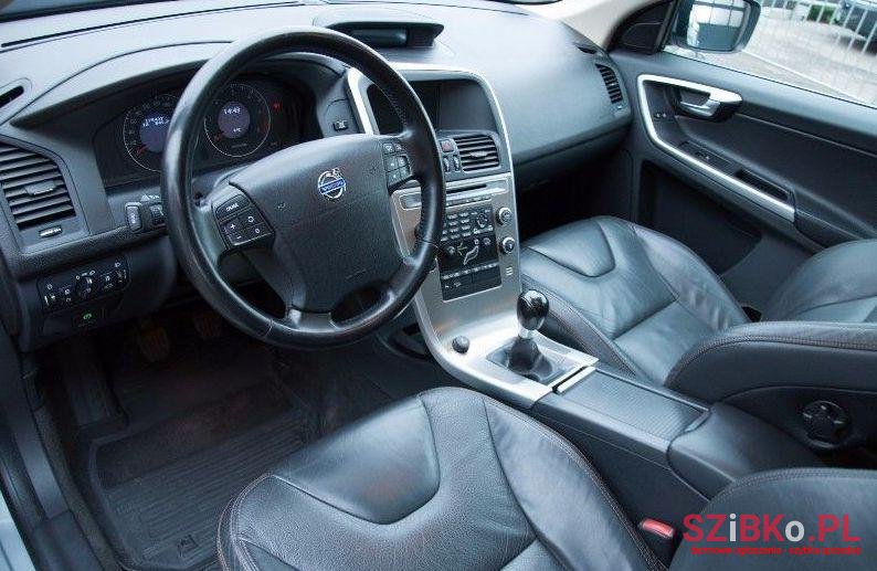 2009' Volvo XC60 photo #2