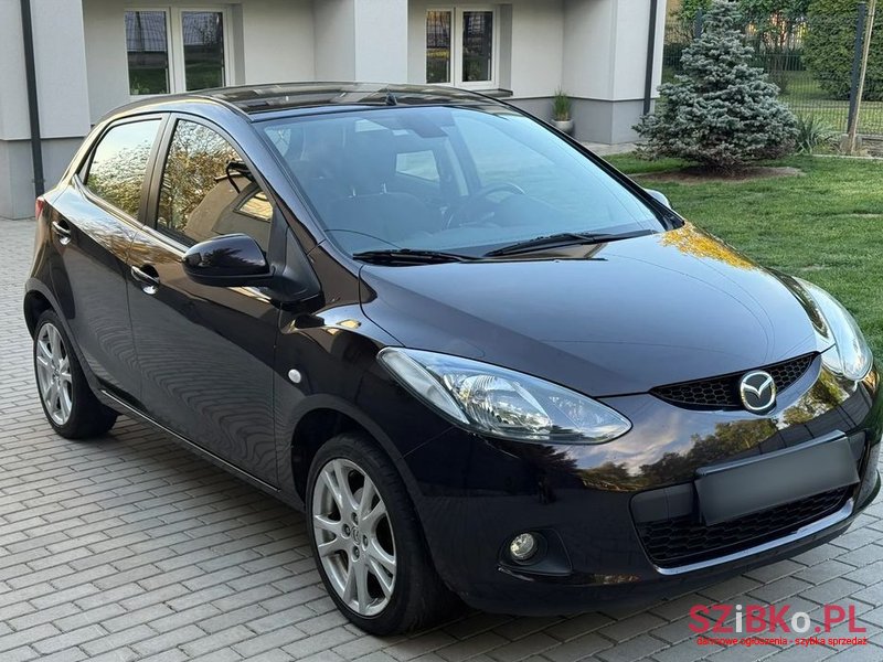 2008' Mazda 2 1.5 Impression photo #2