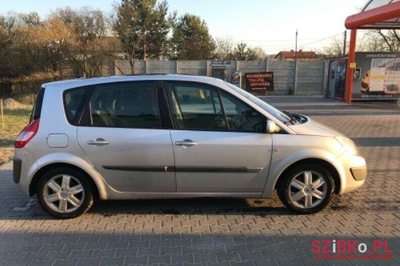 2005' Renault Scenic photo #1