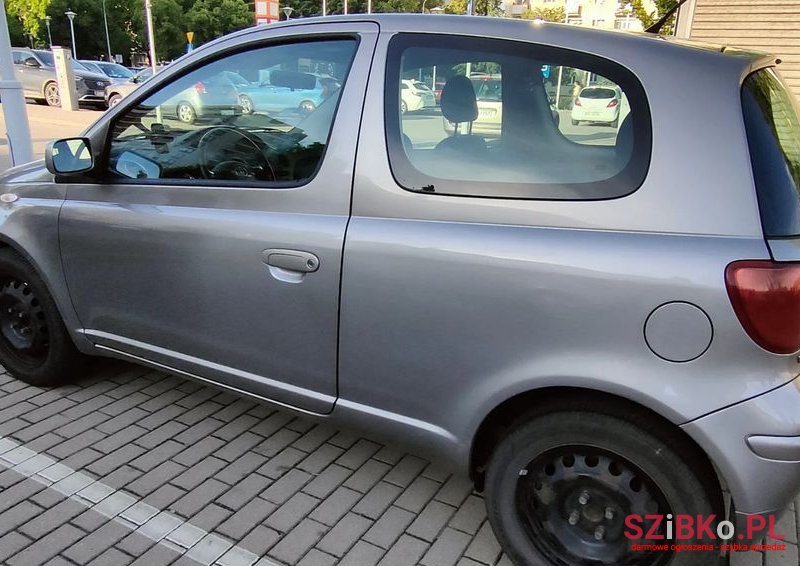 2005' Toyota Yaris photo #5